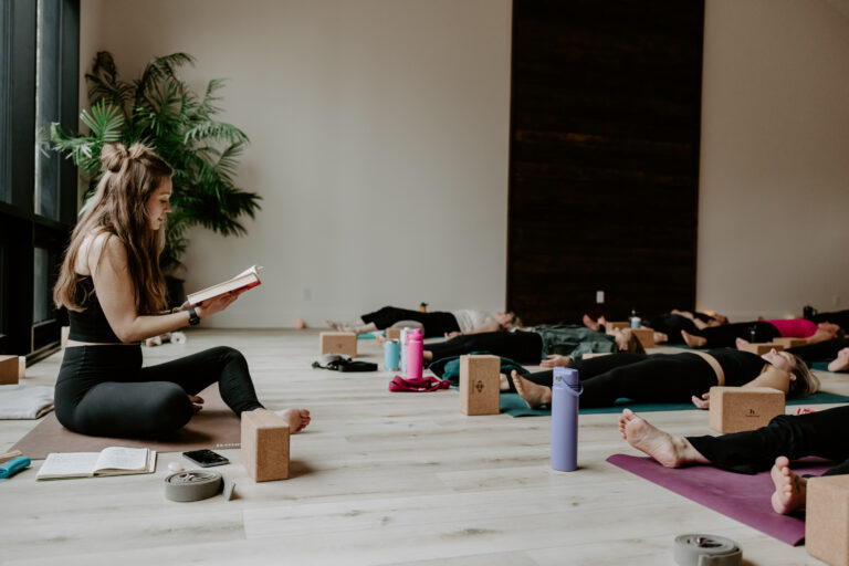 AliePetersYogaRetreat_KiannaSunshinePhotography-19 › Kianna Sunshine Photography